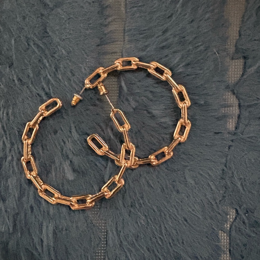 Gold Chain Link Hoop Earrings